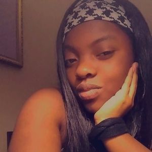 Meet your Posher, Lana